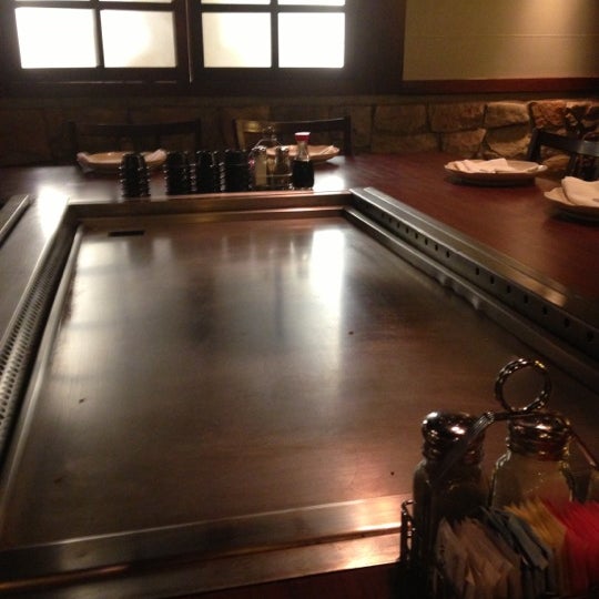 Photo taken at Genji Japanese Steakhouse by Chris L. on 12/21/2012