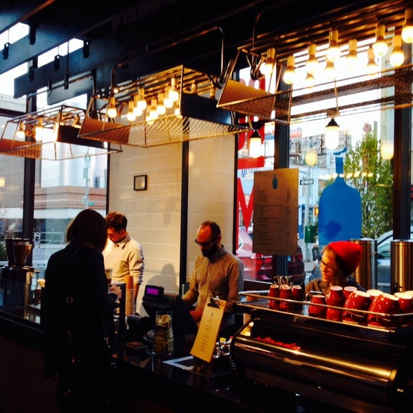 11/20/2013 tarihinde Van C.ziyaretçi tarafından Blue Bottle Coffee'de çekilen fotoğraf