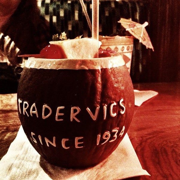 Photo taken at Trader Vic&#39;s by Paul S. on 11/12/2012