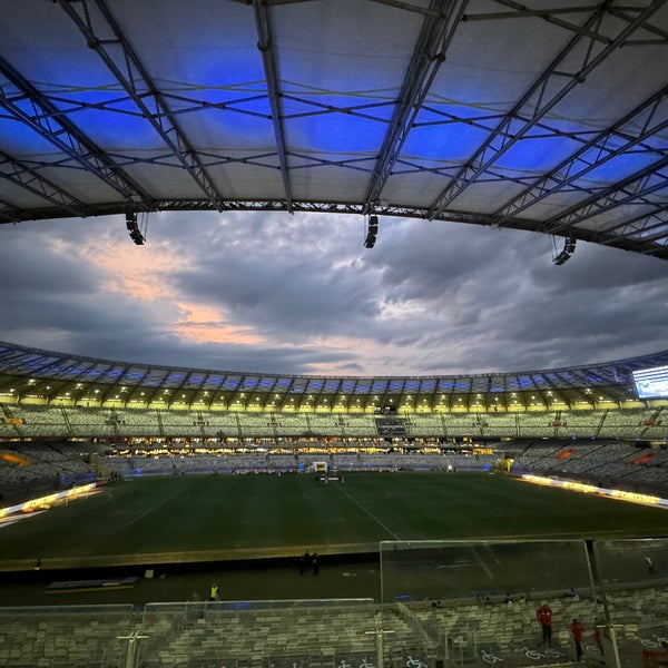 รูปภาพถ่ายที่ Estádio Governador Magalhães Pinto (Mineirão) โดย Ian C. เมื่อ 10/26/2023