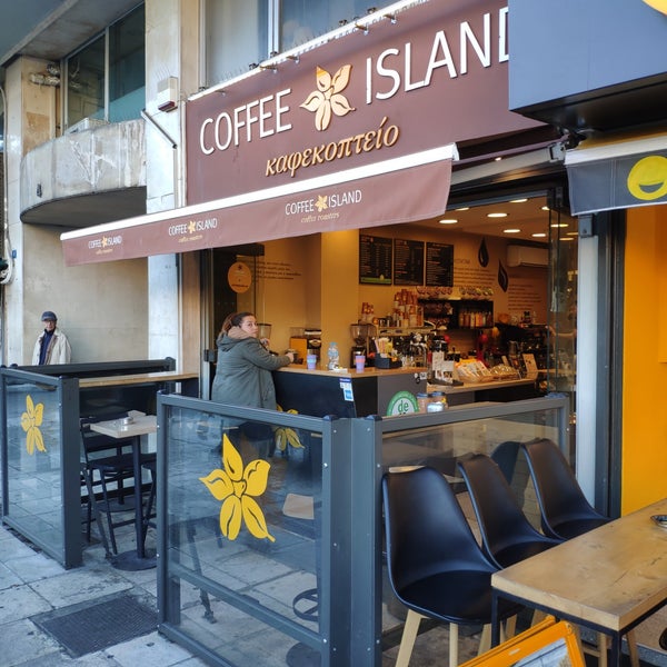 Photo taken at Coffee Island by Antonis T. on 3/7/2019