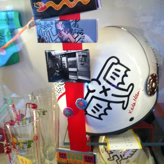 12/6/2012にCarmine P.がKeith art shop cafèで撮った写真