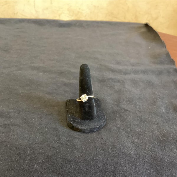 Dixon’s Fine Jewelry Joyería