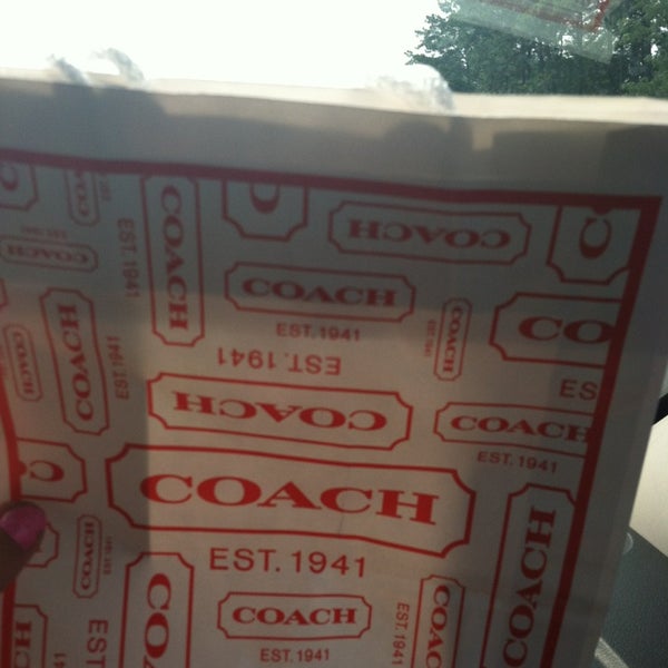 Photos at Queenstown Premium Outlets Queenstown, MD