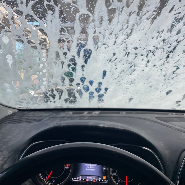 Quick Quack Car Wash 267 ziyaretçi