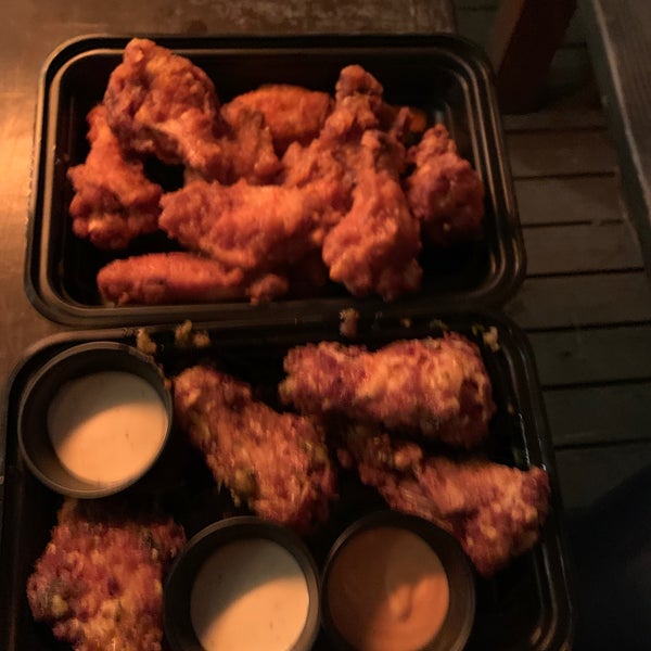 These wings are soo damn good. The flavors are delicious my have is the ginger bbq & the chimichurri panko breaded wings.