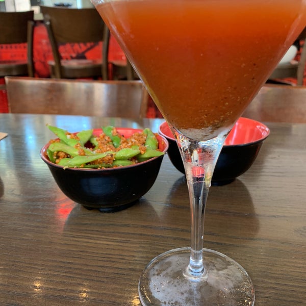 Das Foto wurde bei Blue Sushi Sake Grill von Lisa P. am 11/4/2018 aufgenommen