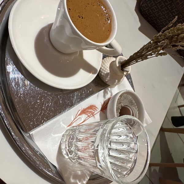Photo taken at Senorita Chocolate &amp; Coffee by Kübra A. on 3/8/2024