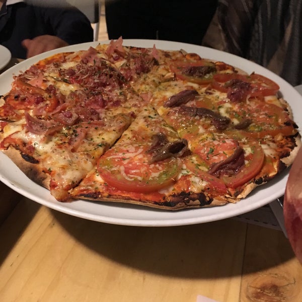 Pizza 🍕 napolitana