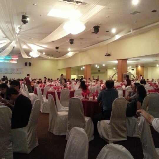 Banquet hall sunshine square jalan mayang pasir