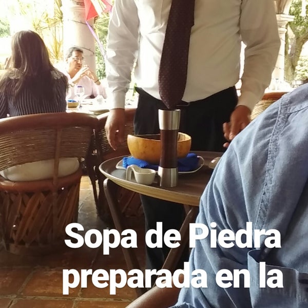 Das Foto wurde bei Gusto Cuernavaca Hotel&amp;Restaurante von Luis Roberto G. am 7/19/2017 aufgenommen