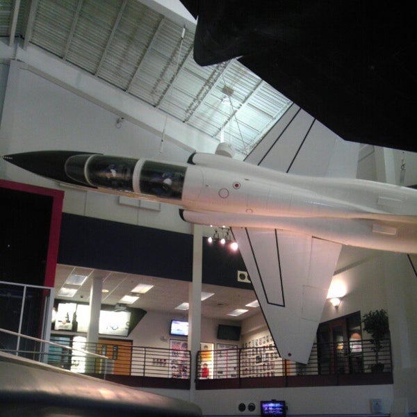 1/12/2013에 Linda B.님이 Kansas Cosmosphere and Space Center에서 찍은 사진
