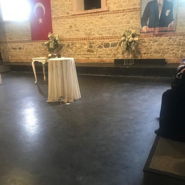 Photo taken at Yunus Emre Kültür Merkezi by Nalan N. on 5/22/2022