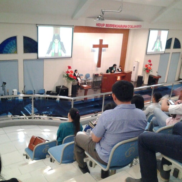 Photo taken at GMIM Kristus Manado by Jefry A. on 6/23/2013