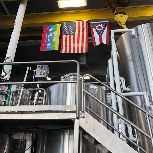 Foto diambil di Warped Wing Brewing Co. oleh C B. pada 8/11/2020