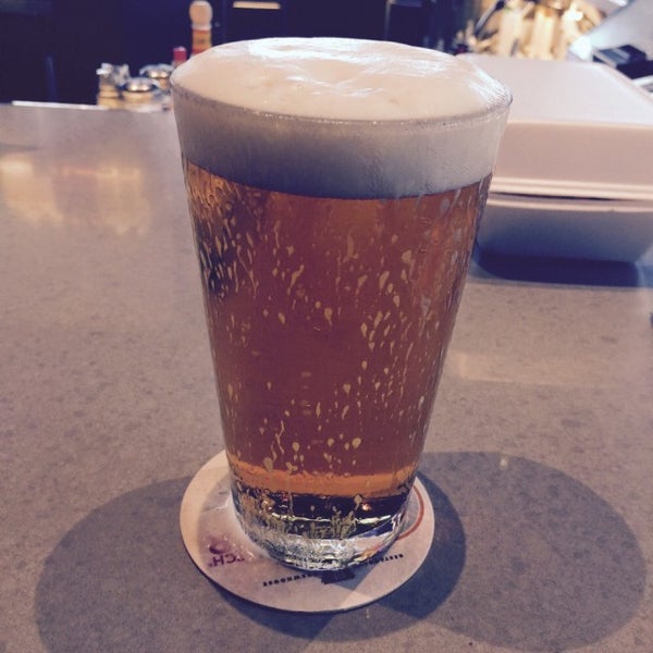 Photo taken at BJ&#39;s Restaurant &amp; Brewhouse by Larry S. on 7/4/2015
