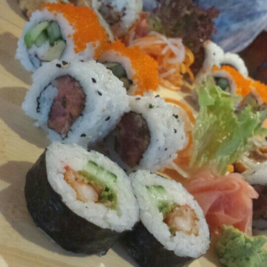 Photo taken at Sushi Paradise by Kelly D. on 3/3/2016