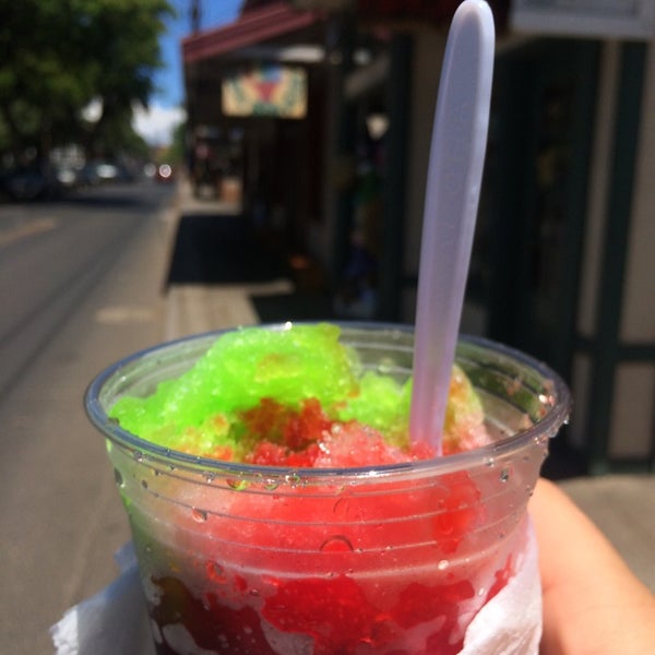 Photo taken at Local Boys Shave Ice by Trevor G. on 8/31/2014