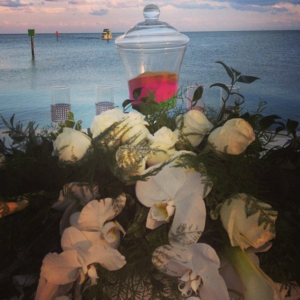 Das Foto wurde bei Key Largo Lighthouse and Marina von Monica W. am 3/2/2013 aufgenommen