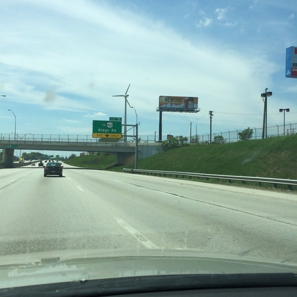 Pearl Road Auto Wind Turbine Monument / Landmark in Old Brooklyn
