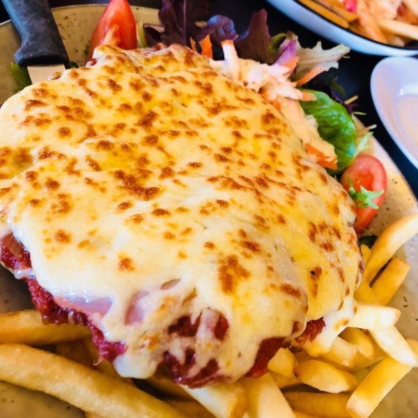 Leo's Spaghetti Bar - St Kilda, VIC