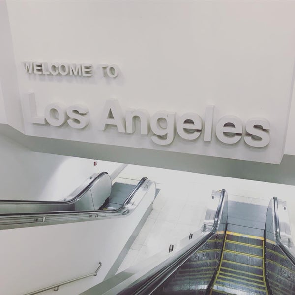 Снимок сделан в Международный аэропорт Лос-Анджелес (LAX) пользователем bobo 1/3/2018