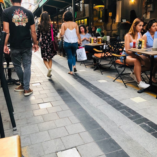 8/20/2019 tarihinde Oktay Y.ziyaretçi tarafından Sardunya Cafe &amp; Bar'de çekilen fotoğraf