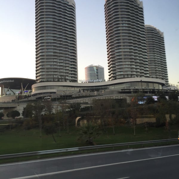 11/19/2015 tarihinde Cihangir A.ziyaretçi tarafından Mall of İstanbul'de çekilen fotoğraf
