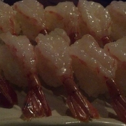Foto diambil di Sushi Koma oleh Soy pada 11/21/2012