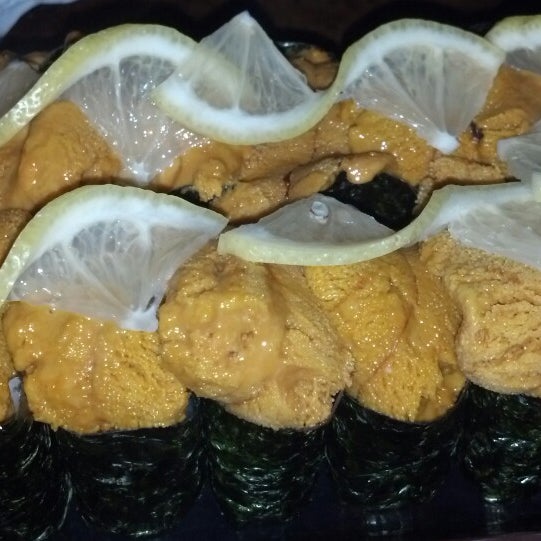 รูปภาพถ่ายที่ Sushi Koma โดย Soy เมื่อ 11/12/2013