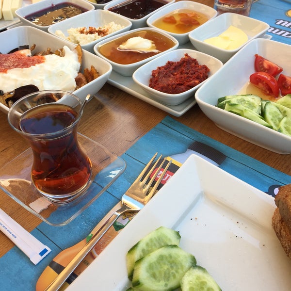 4/28/2017에 Melis Şükran Ü.님이 Orman İçi Cafe에서 찍은 사진