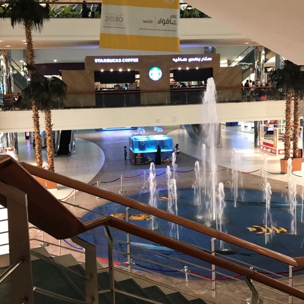 5/8/2017에 Capt_mm K.님이 Red Sea Mall에서 찍은 사진