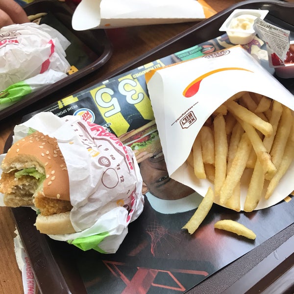 Photo prise au Burger King par Hanife Ö. le5/19/2019