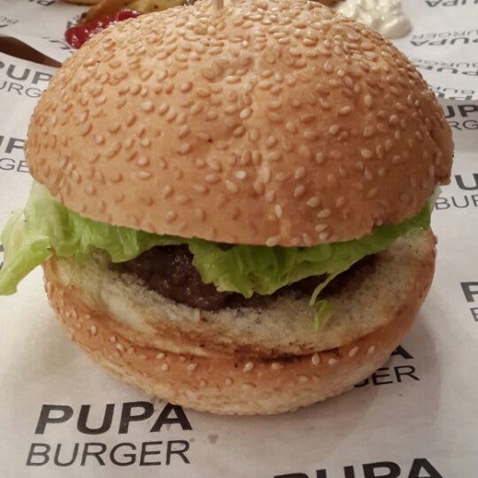 Photo taken at Pupa Burger by Saadet T. on 11/28/2013