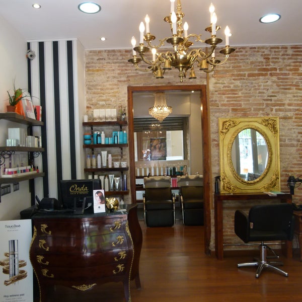 9/30/2015にonda hair beauty salonがOnda Hair &amp; Beauty Salonで撮った写真