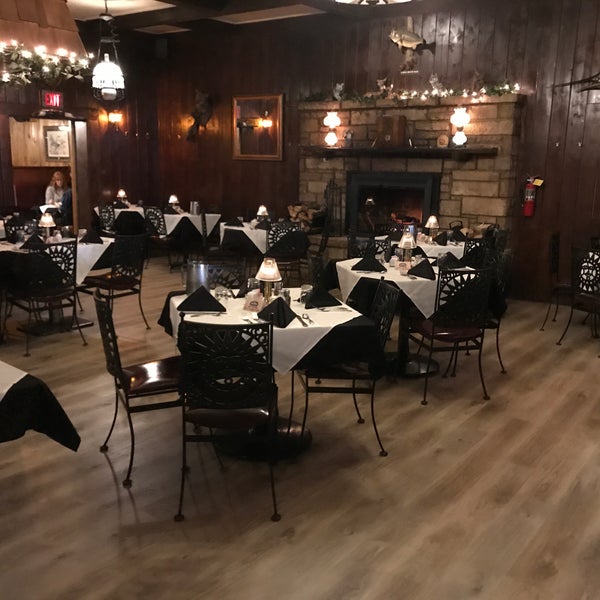 Foto tirada no(a) Krapil&#39;s Steakhouse &amp; Patio por Krapil&#39;s Steakhouse &amp; Patio em 3/22/2018