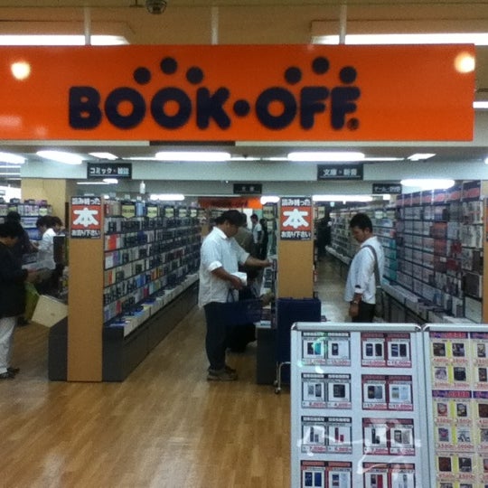 ブックオフ 三宮センター街店 中央区 6 Tips