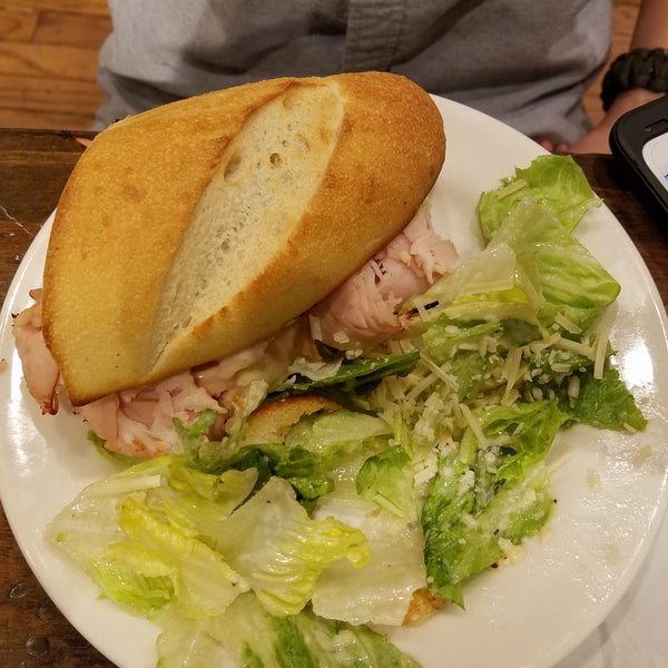 la Madeleine French Bakery & Café Fountains at Farrah 33 tips