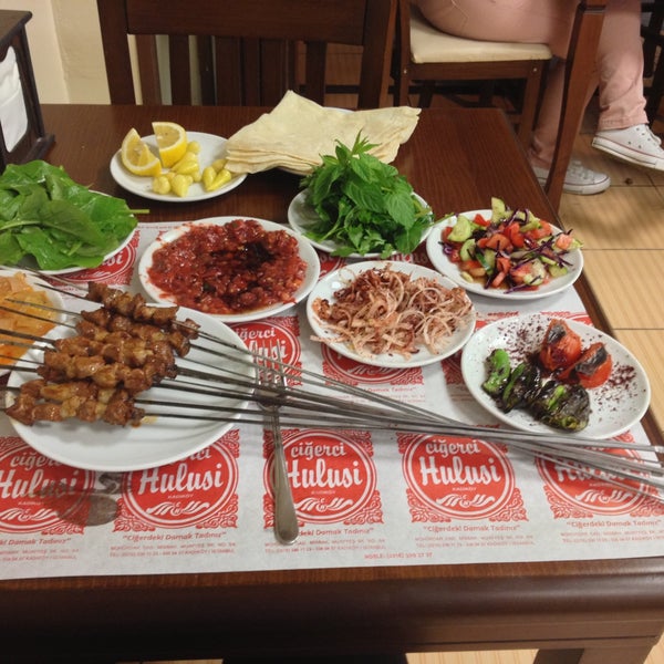 Great Turkish food so far. Good service and really honest prices: 19 liras everything included (see the variety!). A must go if you are in kodikay