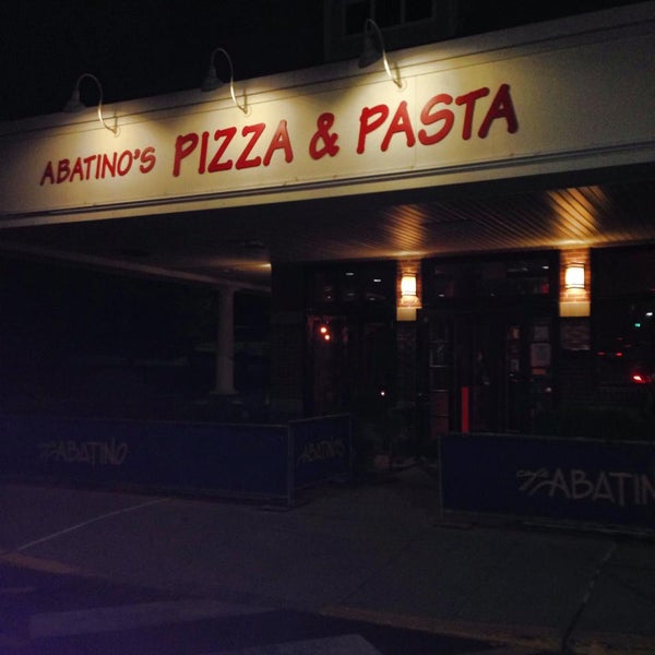 Photo taken at Abatino&#39;s Pizza &amp; Pasta by Abatino&#39;s Pizza &amp; Pasta on 10/1/2015