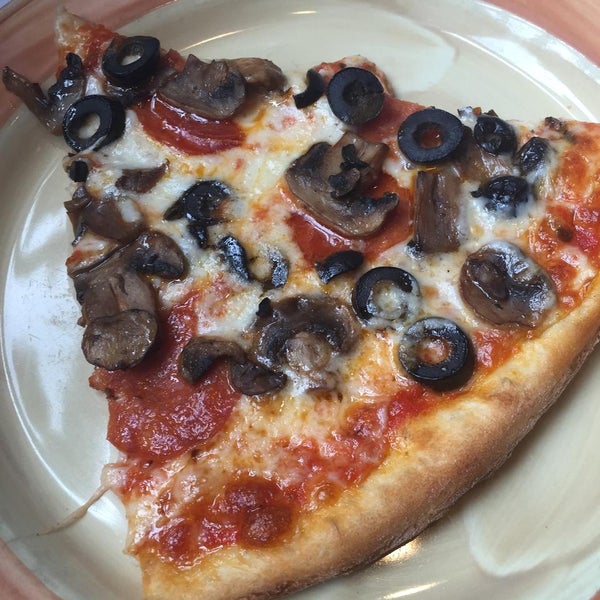 Photo taken at Abatino&#39;s Pizza &amp; Pasta by Abatino&#39;s Pizza &amp; Pasta on 10/1/2015