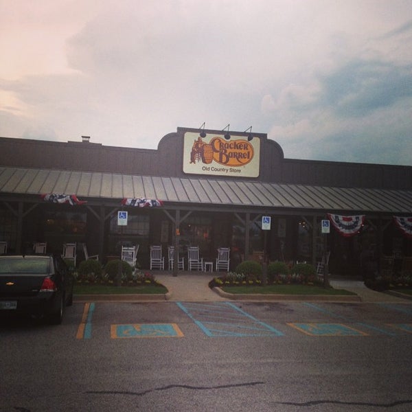 Cracker Barrel Old Country Store Spanish Fort'da Amerikan Restoranı