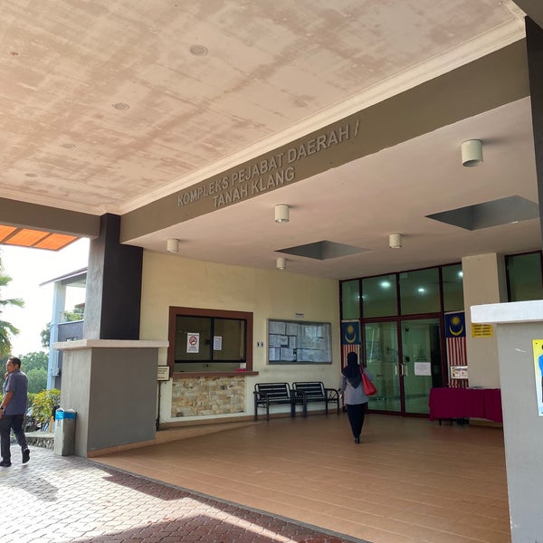 pejabat daerah tanah klang