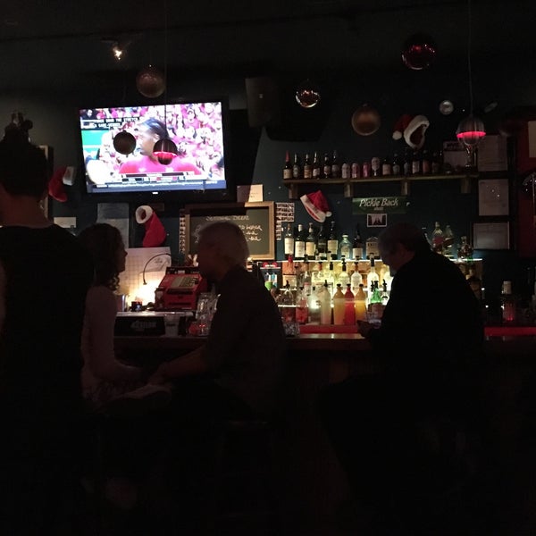 12/11/2015にMaryna B.がFontana&#39;s Barで撮った写真