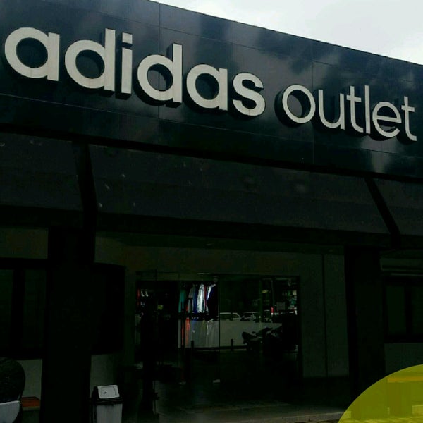 outlet adidas bandung