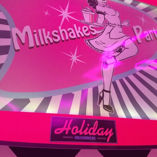 รูปภาพถ่ายที่ Holiday Milkshakers โดย Giovani G. เมื่อ 9/2/2014