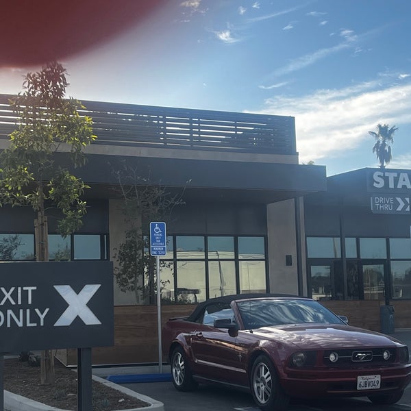 Starbucks Ventura, CA