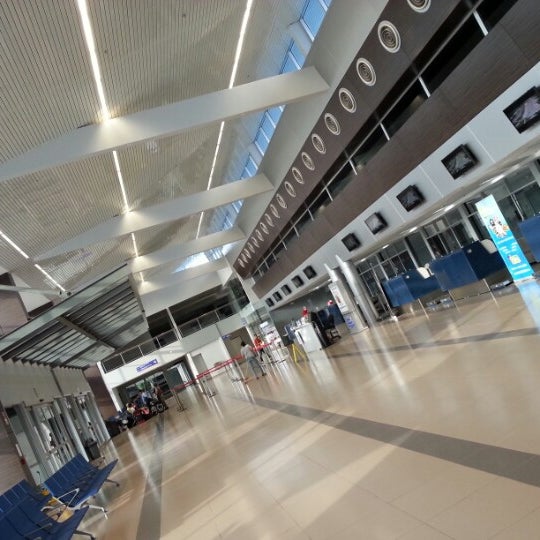 Photo taken at Aeropuerto Internacional Enrique Malek (DAV) by Julio J. on 3/10/2013