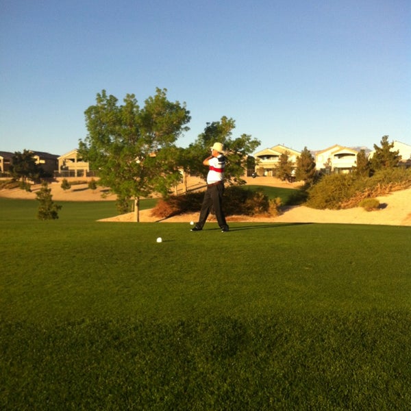 Foto tomada en Rhodes Ranch Golf Club  por Gerry G. el 4/3/2013