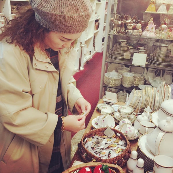 Village Antiques Mall Fort Langley, BC